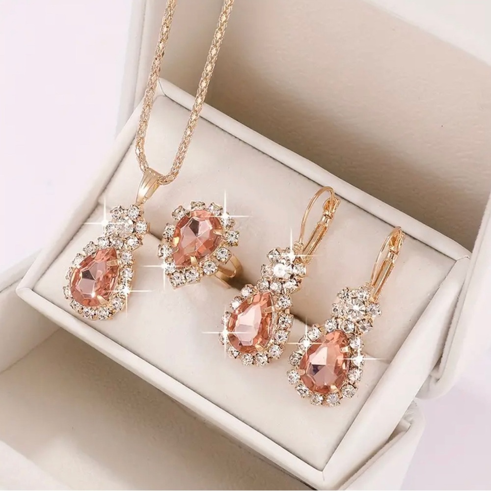 Elegant Jewelry Set For Women, Luxury Teardrop Crystal Necklace, Earrings Ring